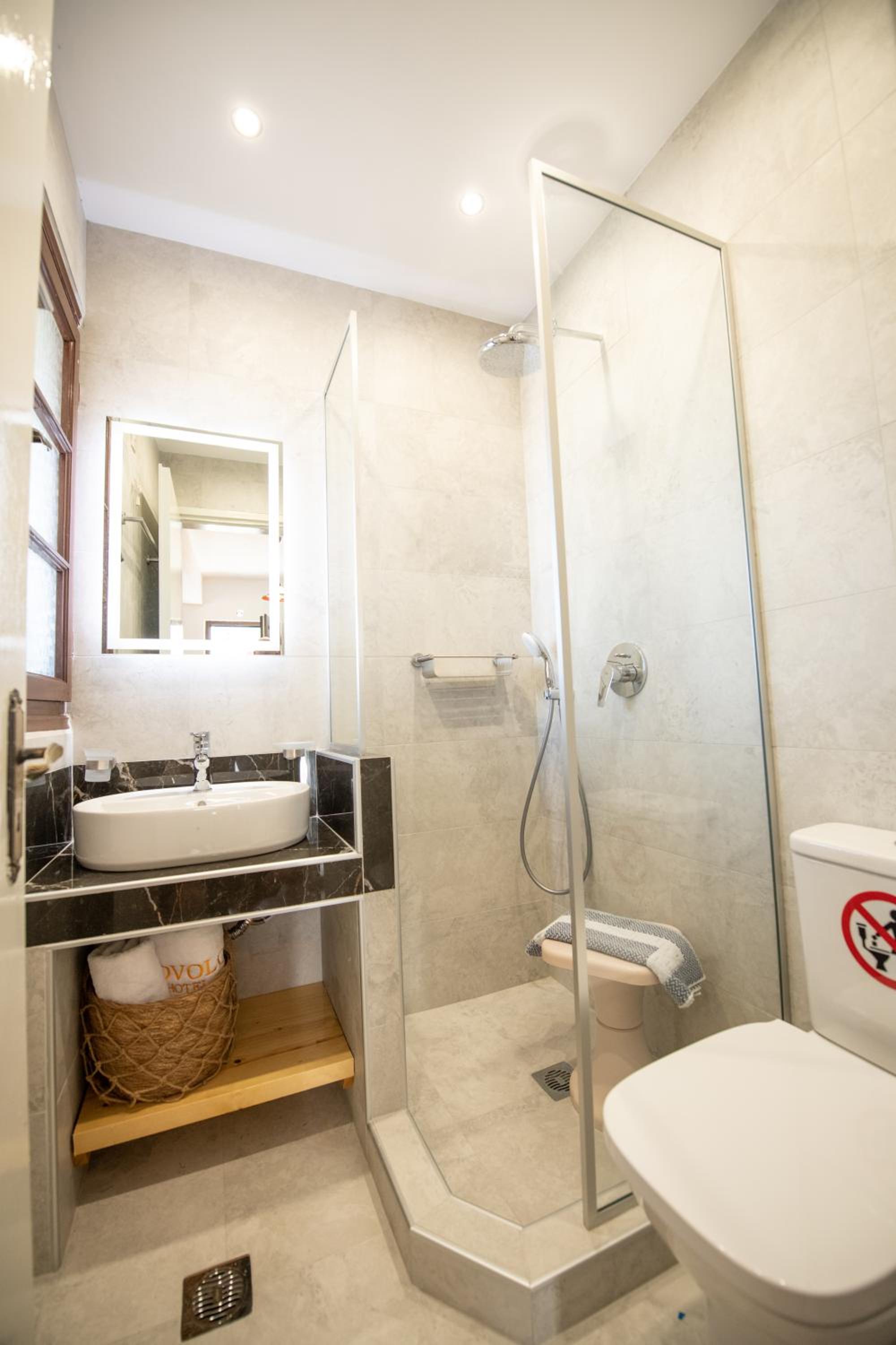 Hovolo Hotel Apartments