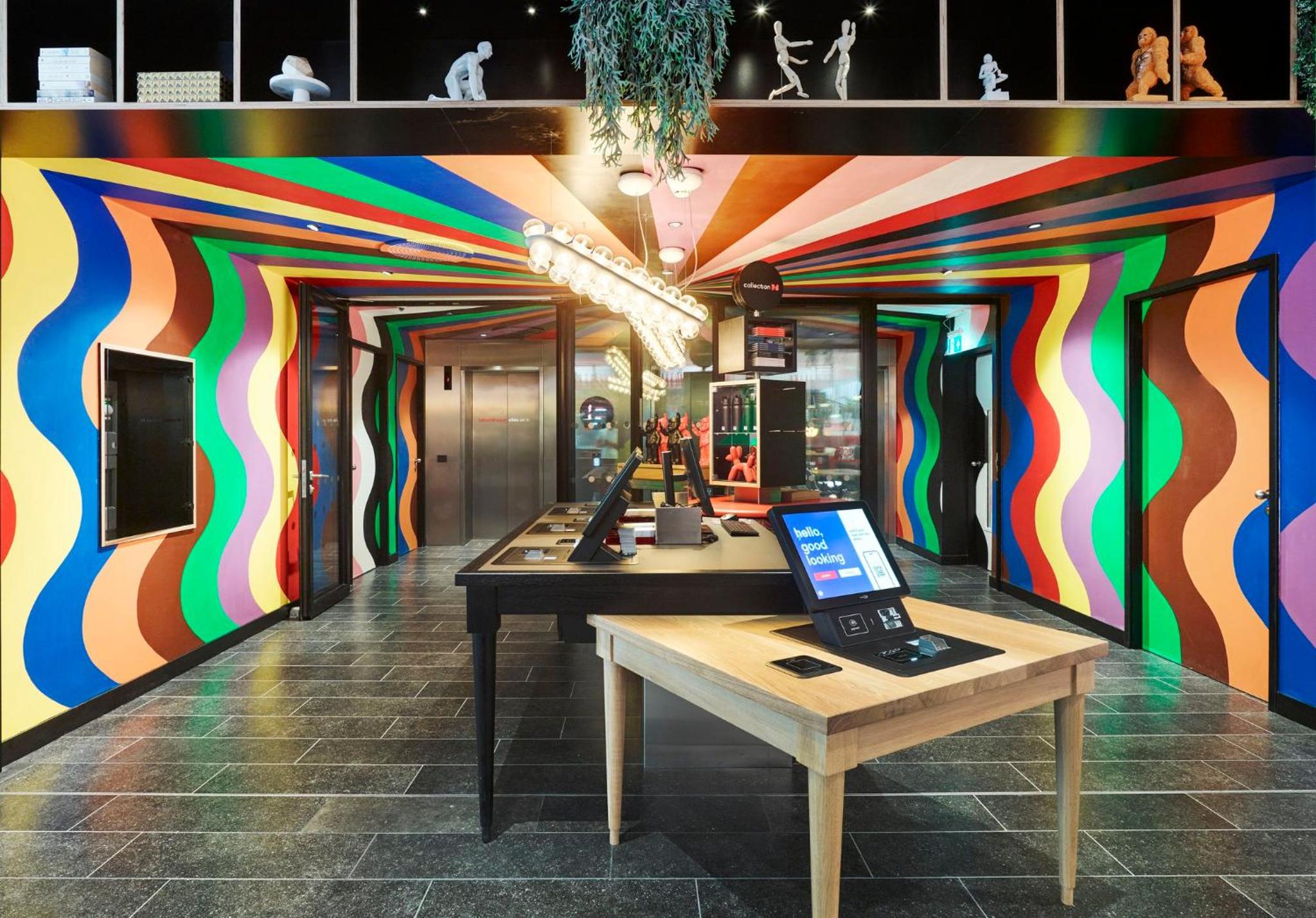 hotel reception