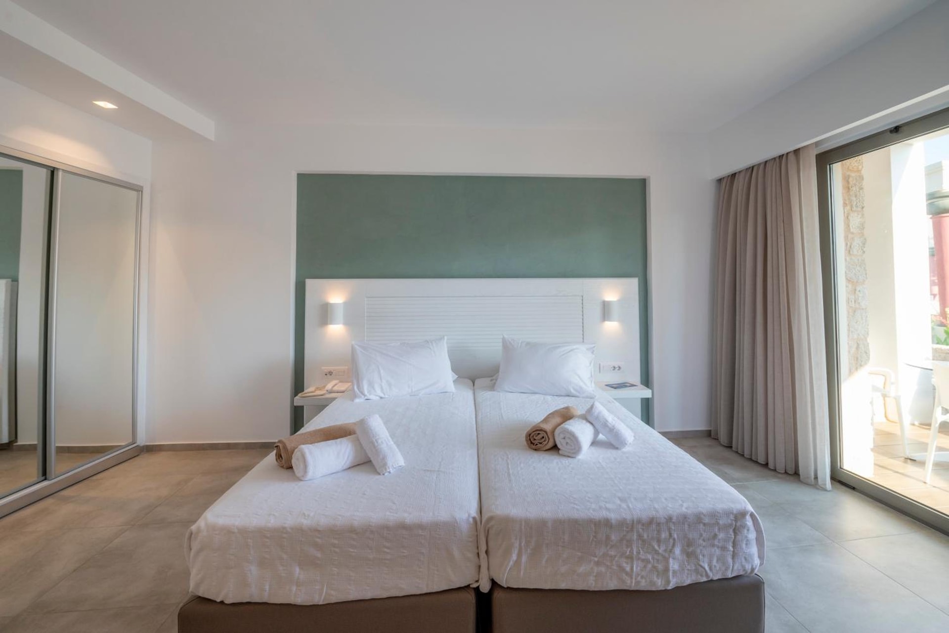 Apollon Hotel