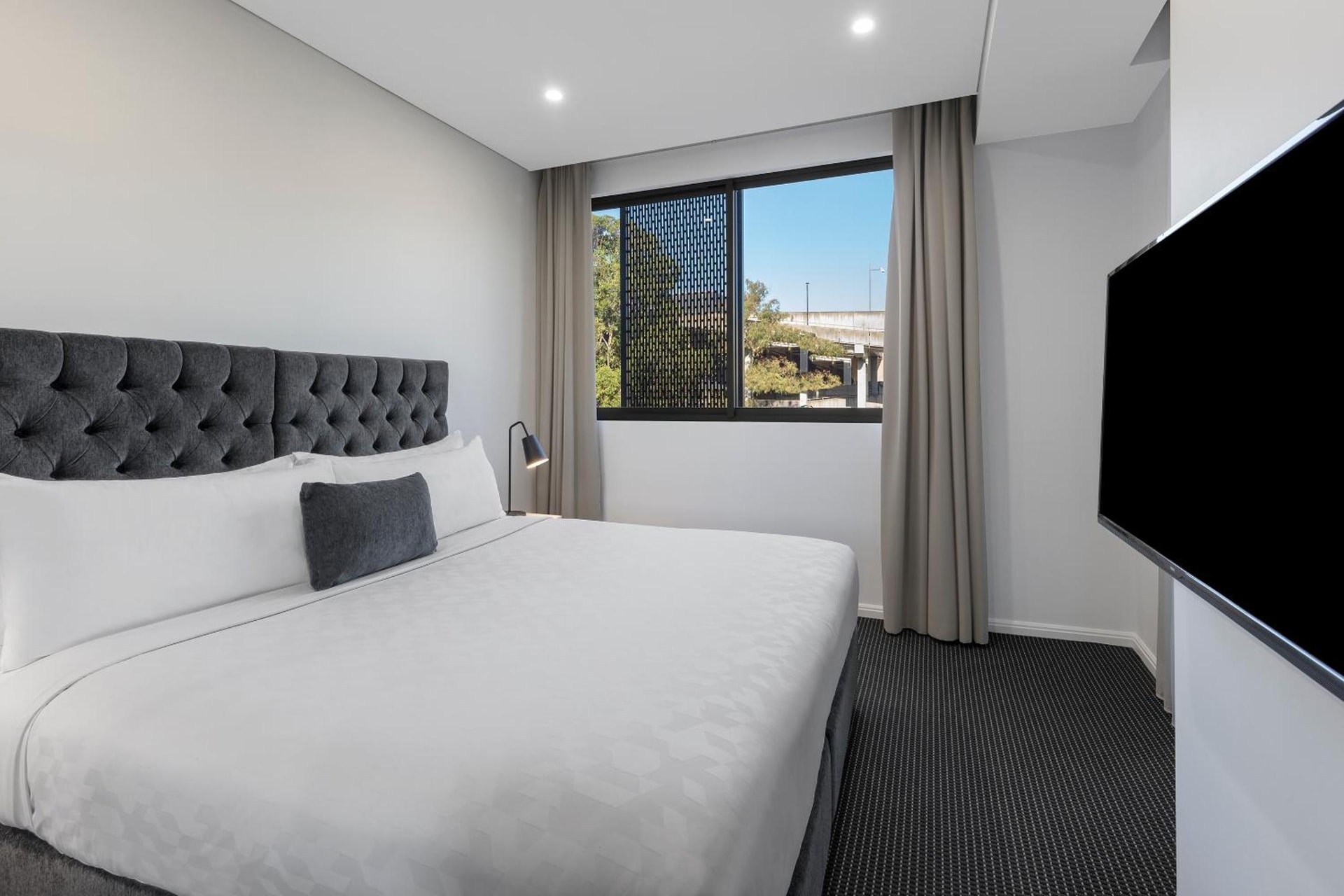 Meriton Suites North Ryde