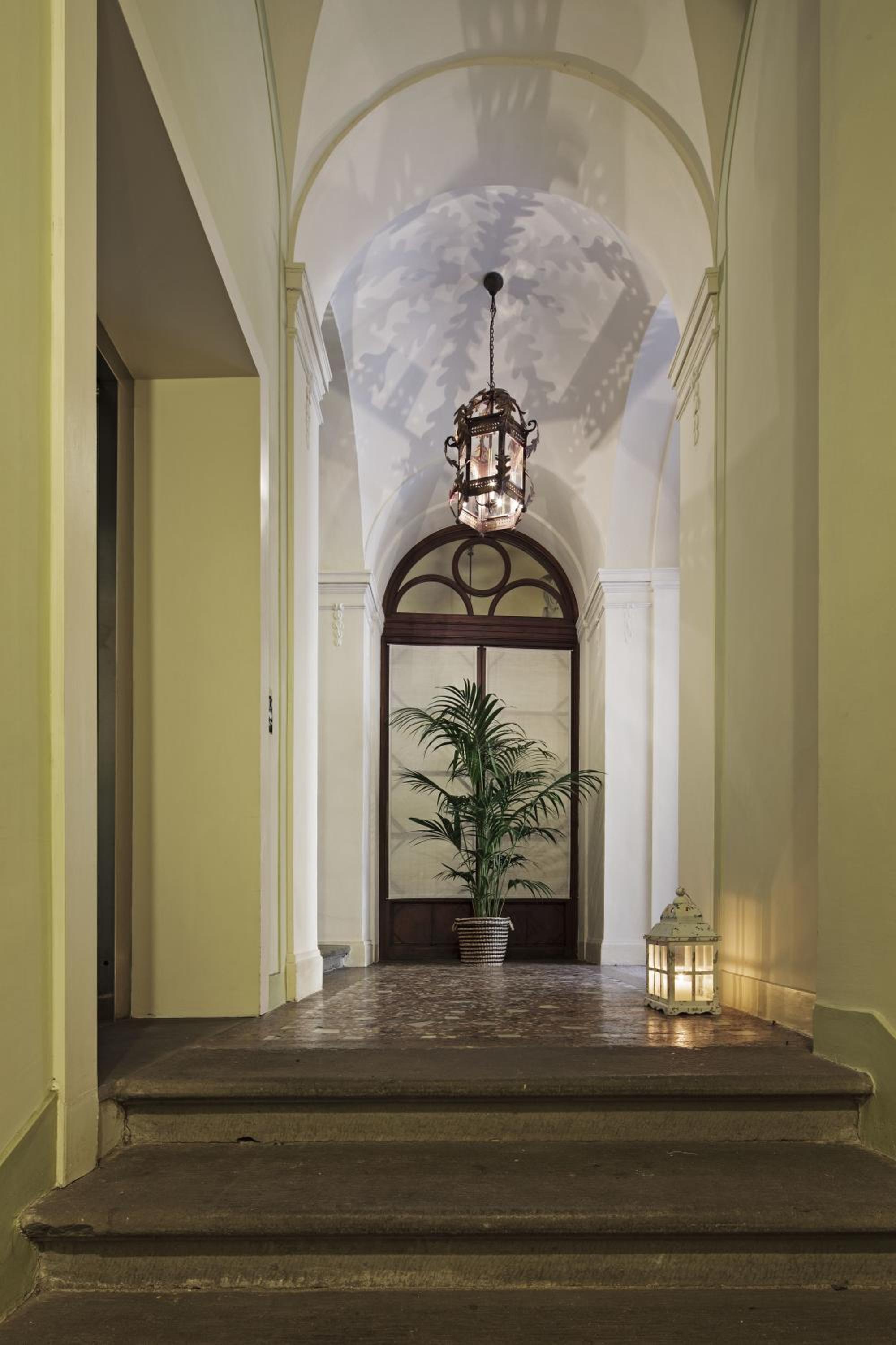Al Palazzo del Marchese di Camugliano Residenza d'Epoca