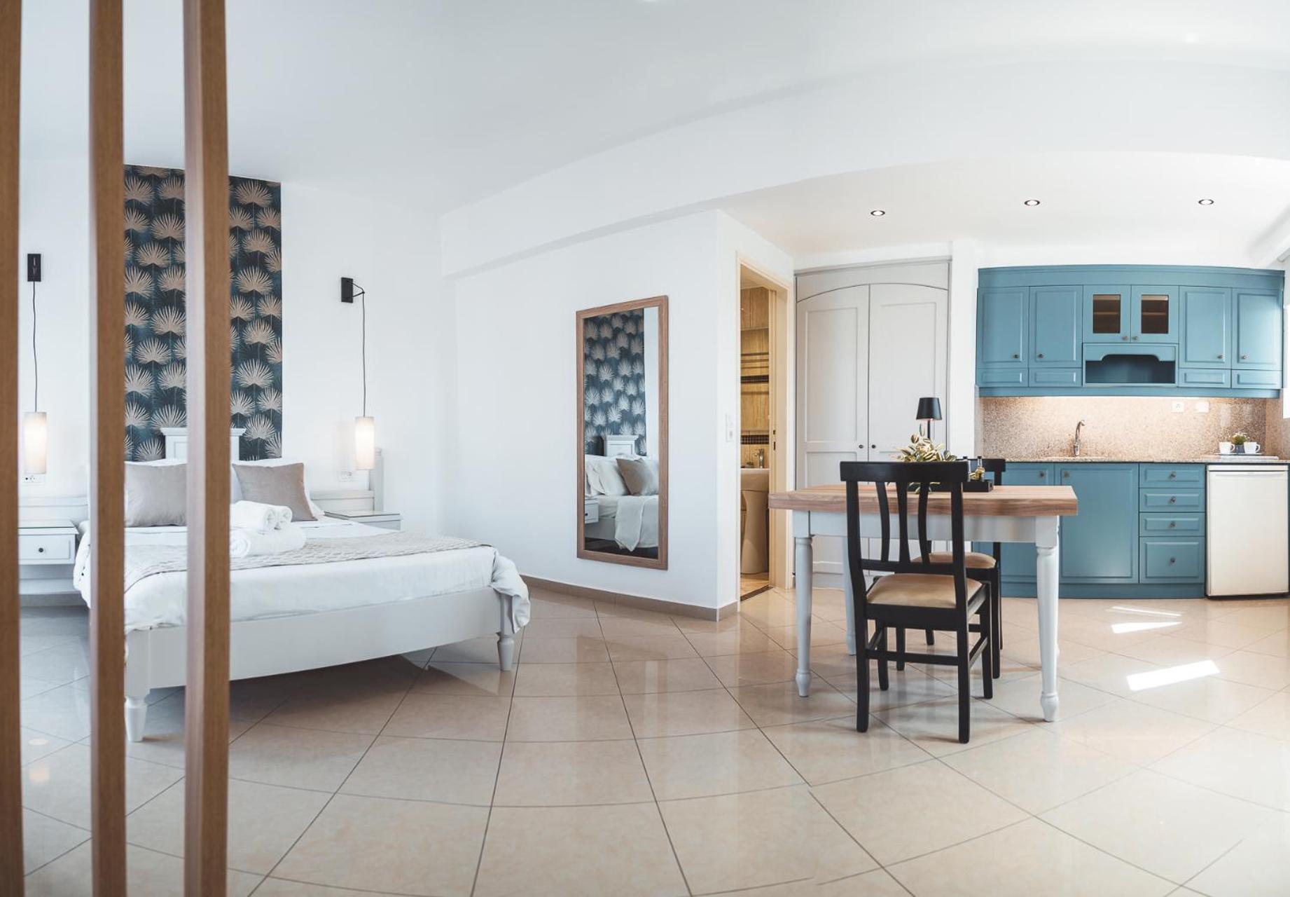 Zeus Village Resort - Adults Only