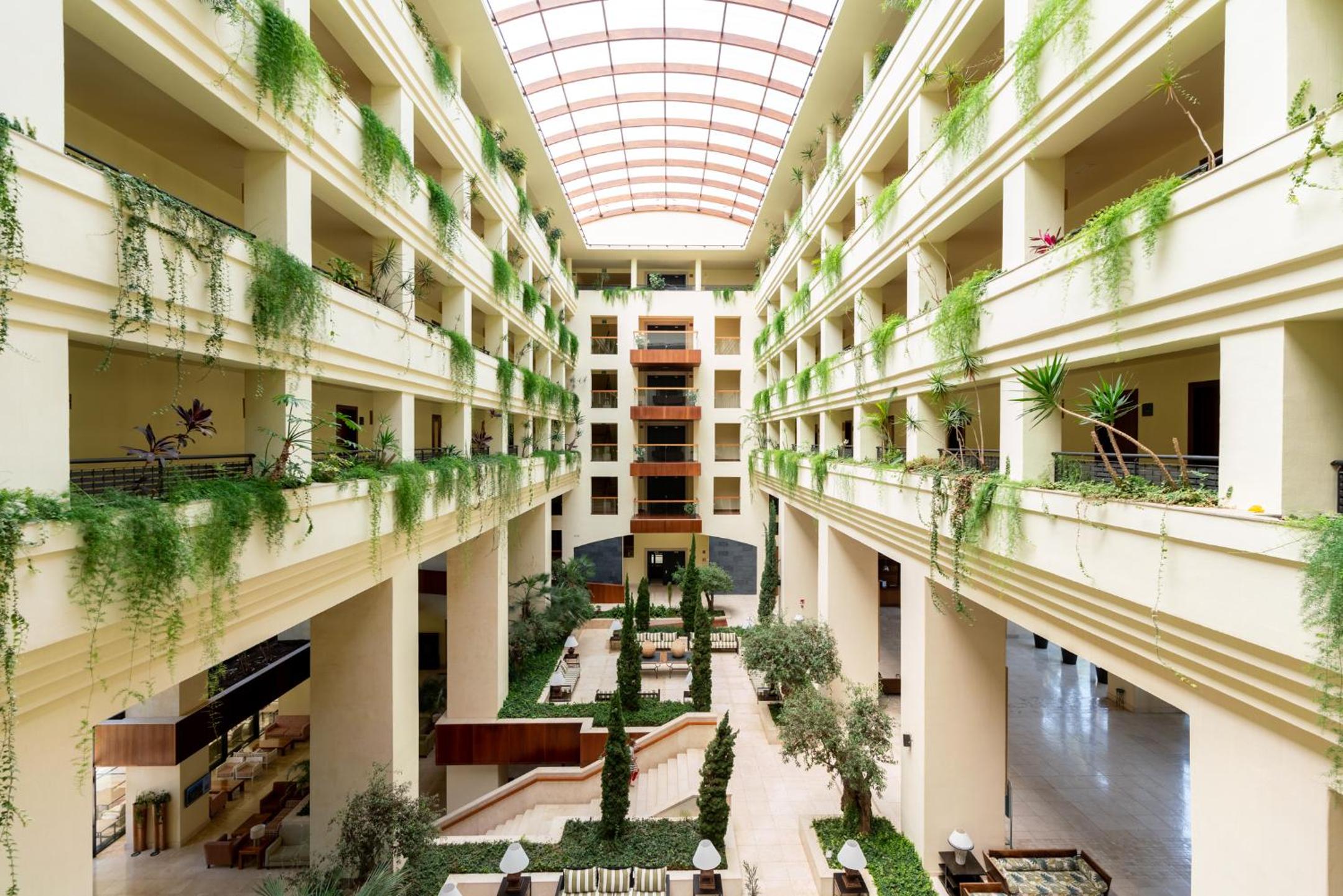Puerto Antilla Grand Hotel
