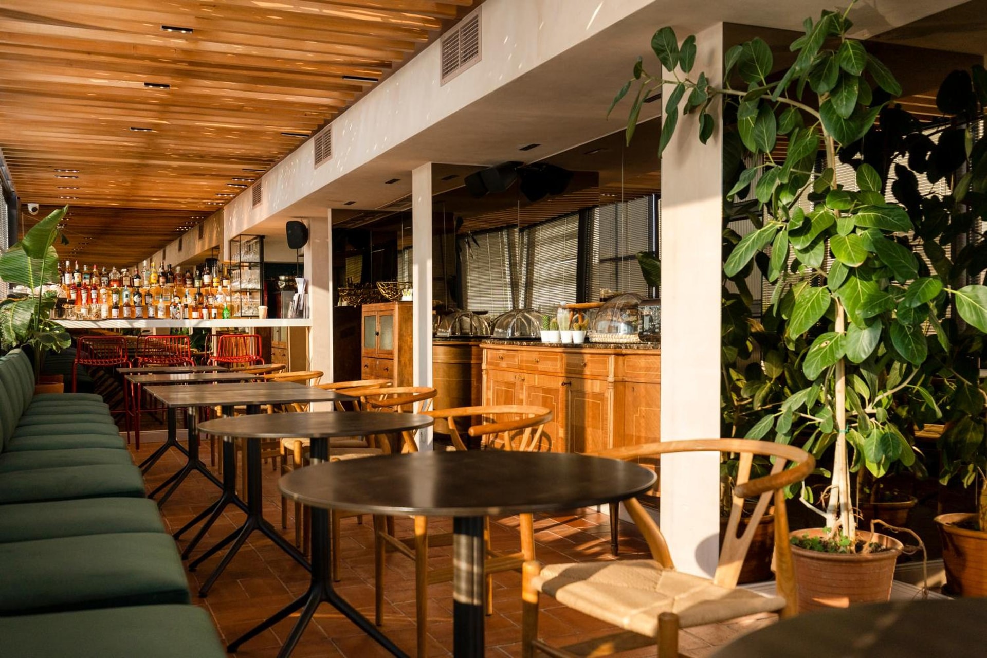 L'Avventura Athens