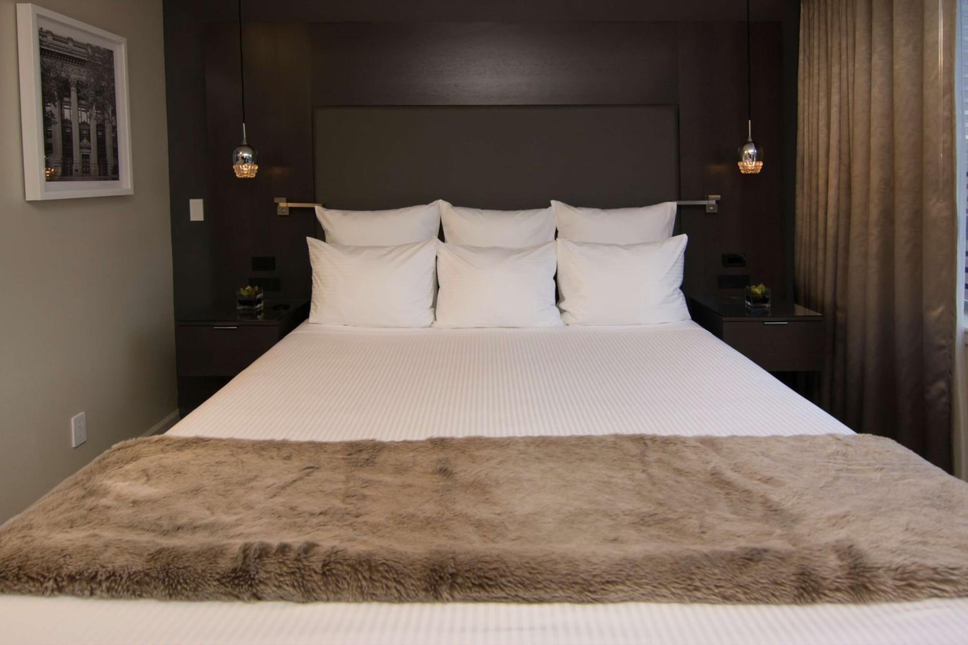 The Benson Portland, Curio Collection by Hilton