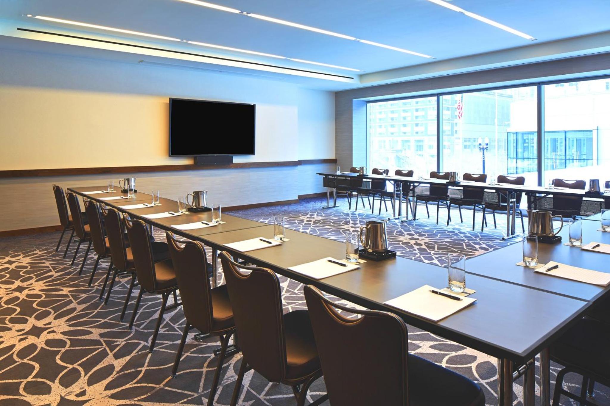 Loews Chicago Hotel