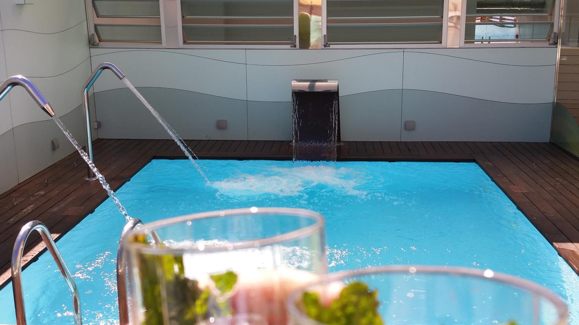 Ako Suite Hotel