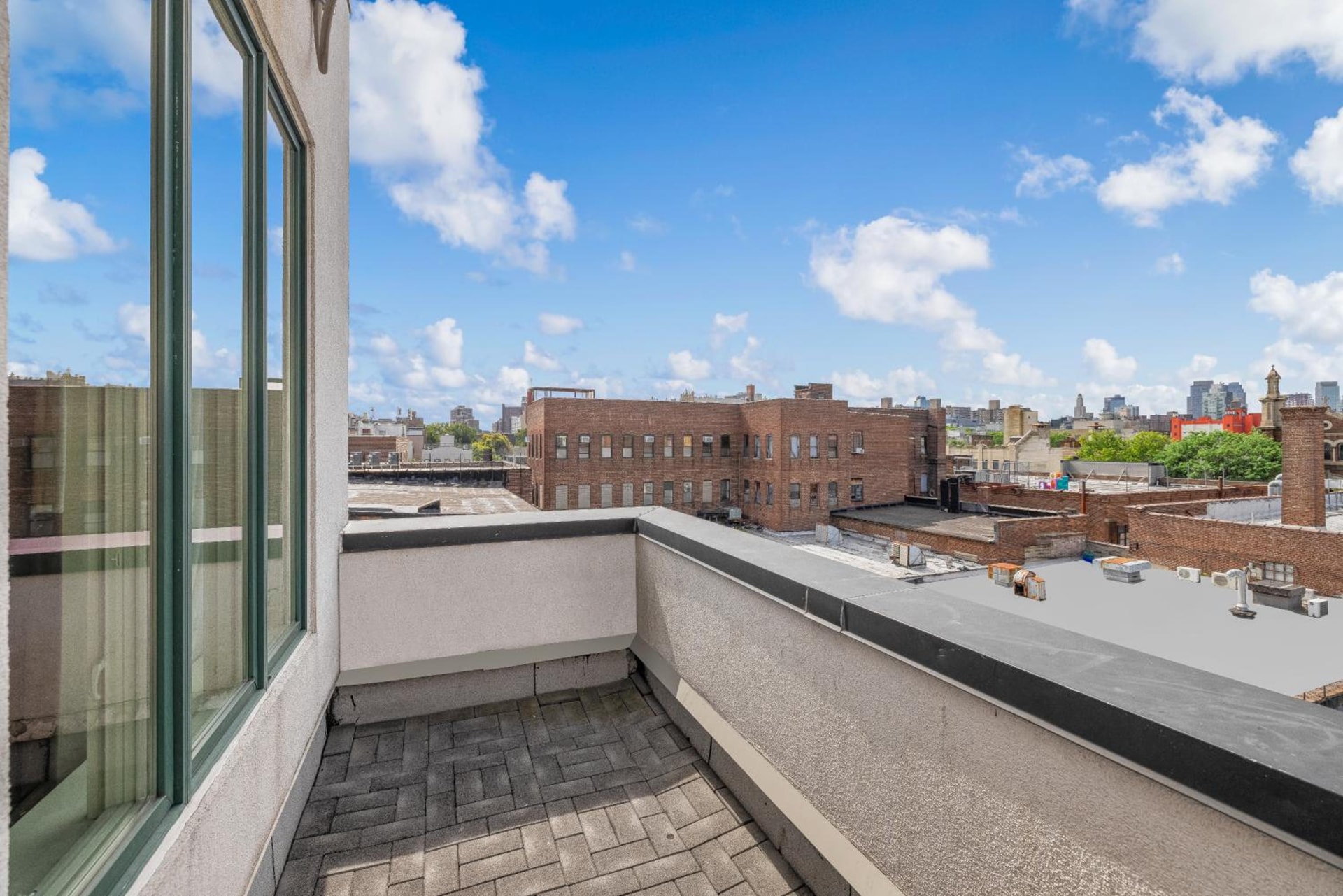 Aura Hotel Brooklyn