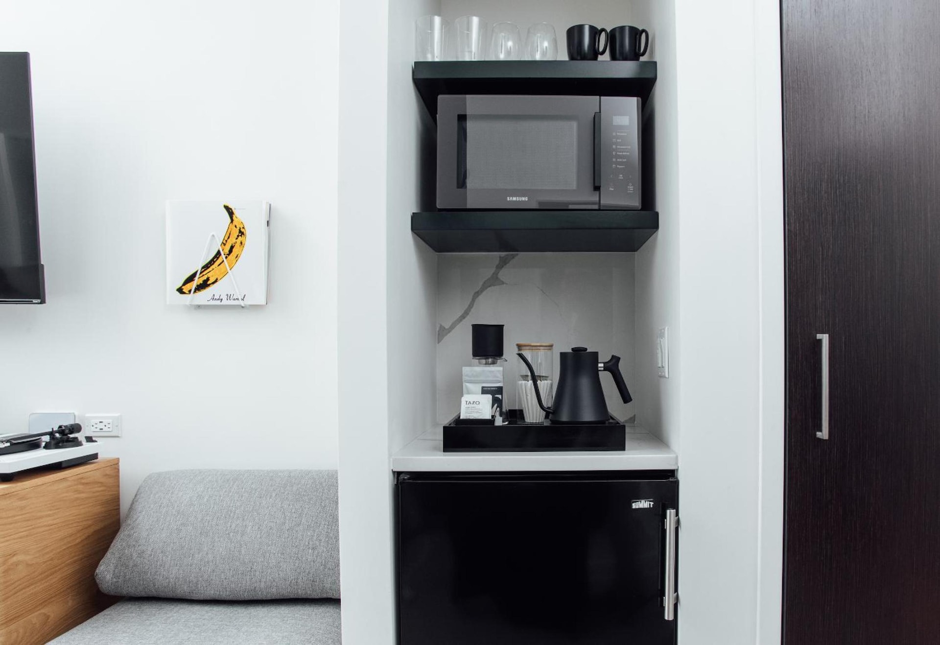 Mint House 70 Pine by Kasa