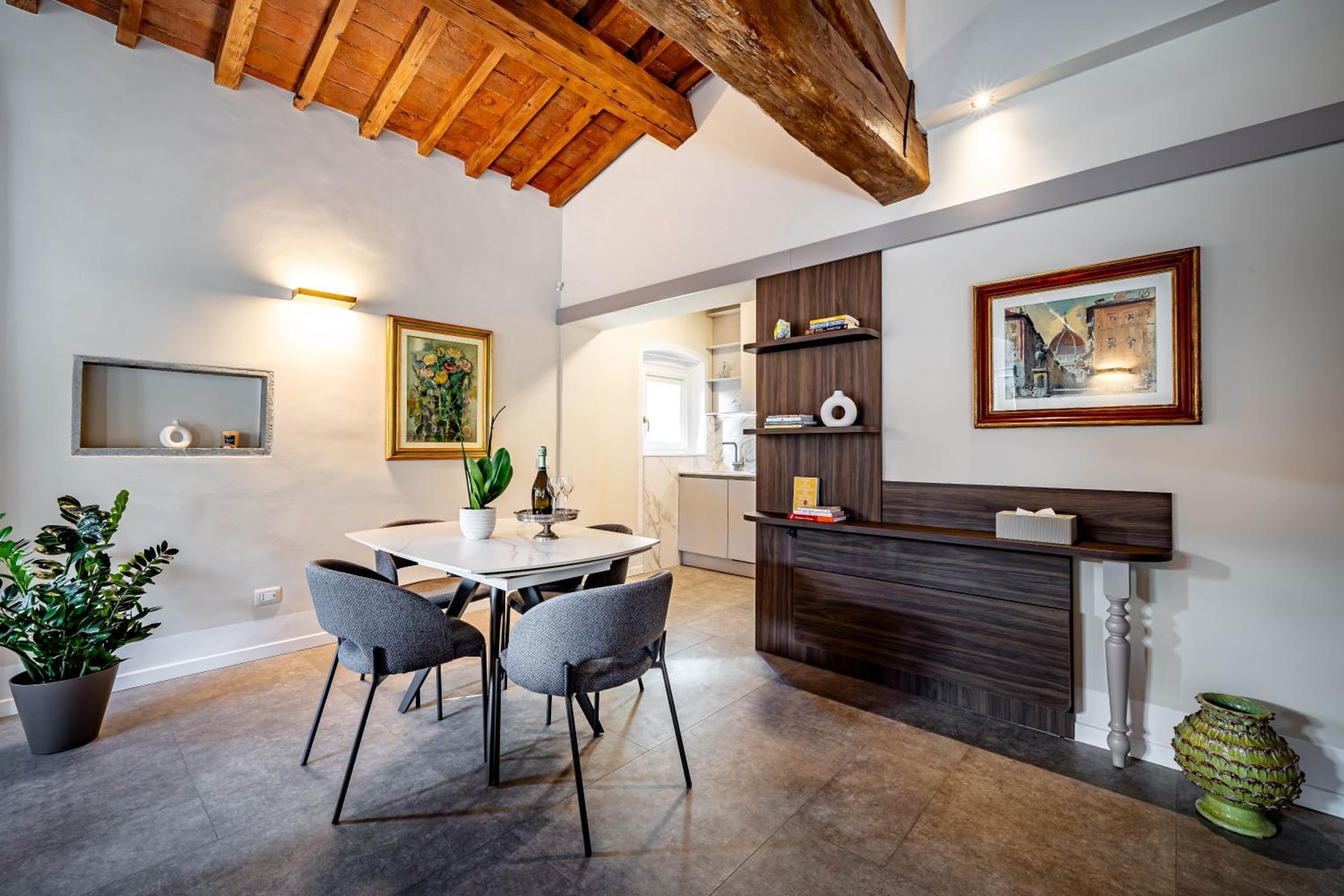 Le Torri by Dimora Collection - 18th-Century Palazzo Suites in Florence - Adults Only