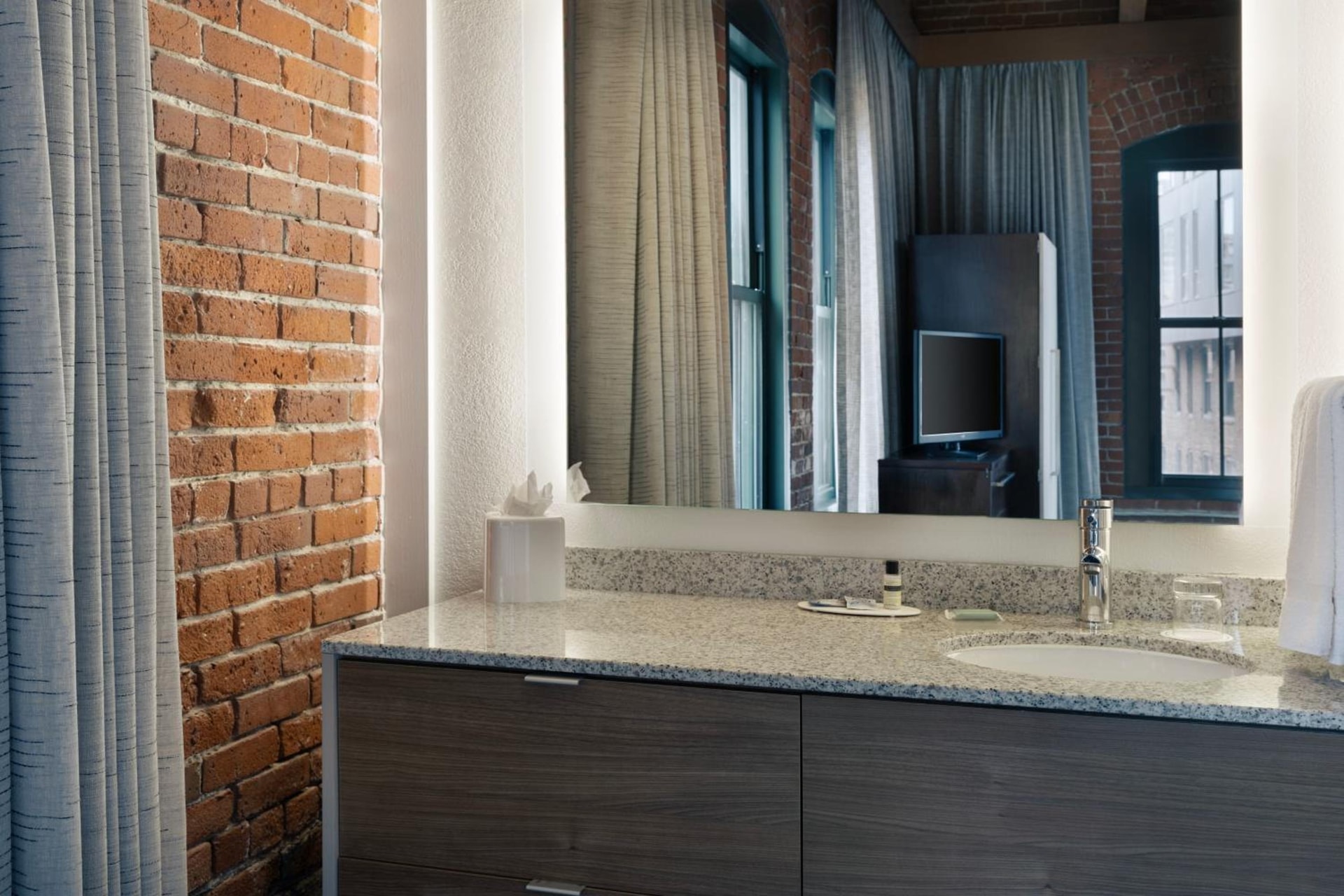 Residence Inn by Marriott Boston Downtown Seaport