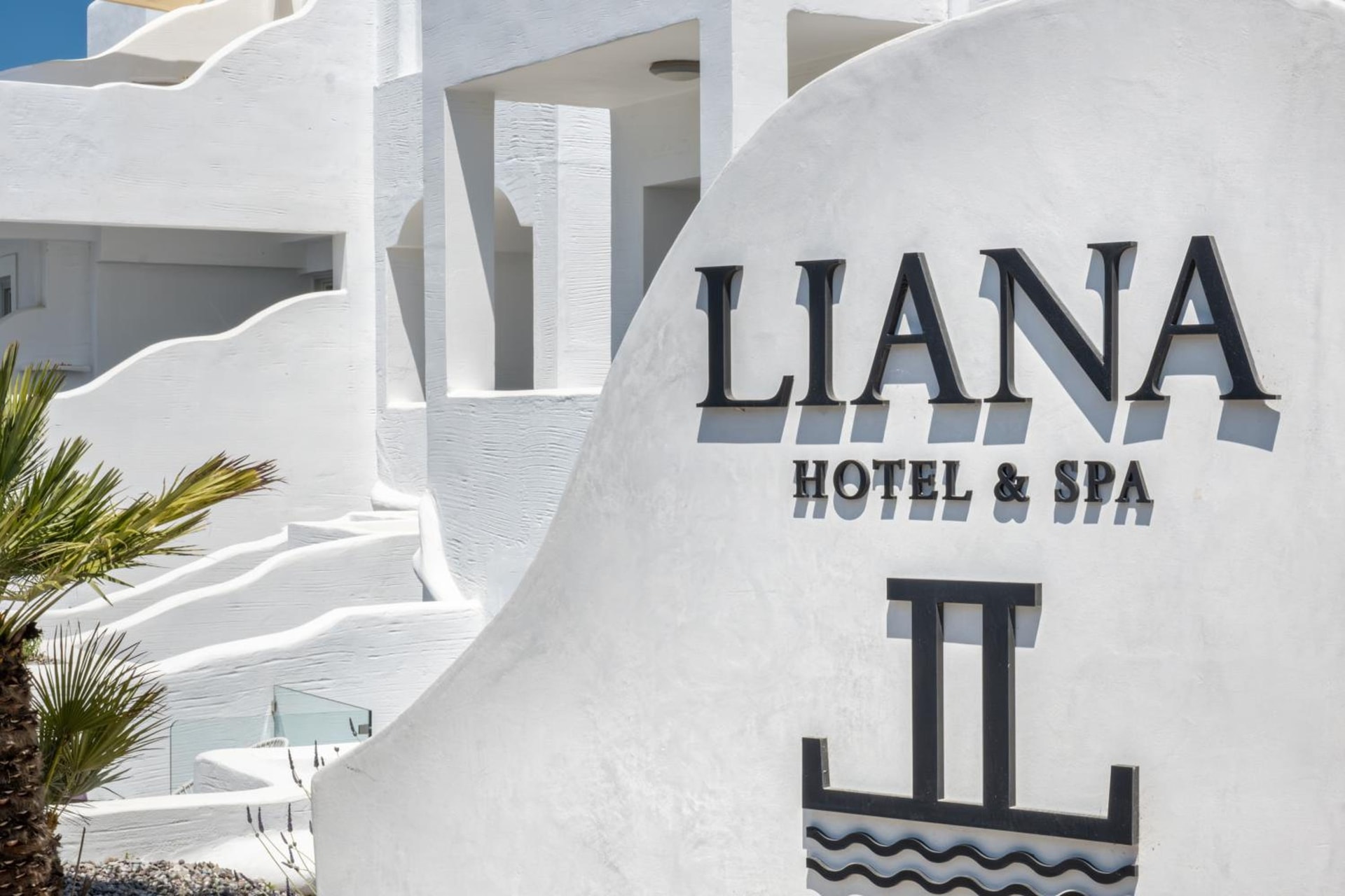 Liana Beach Hotel & Spa
