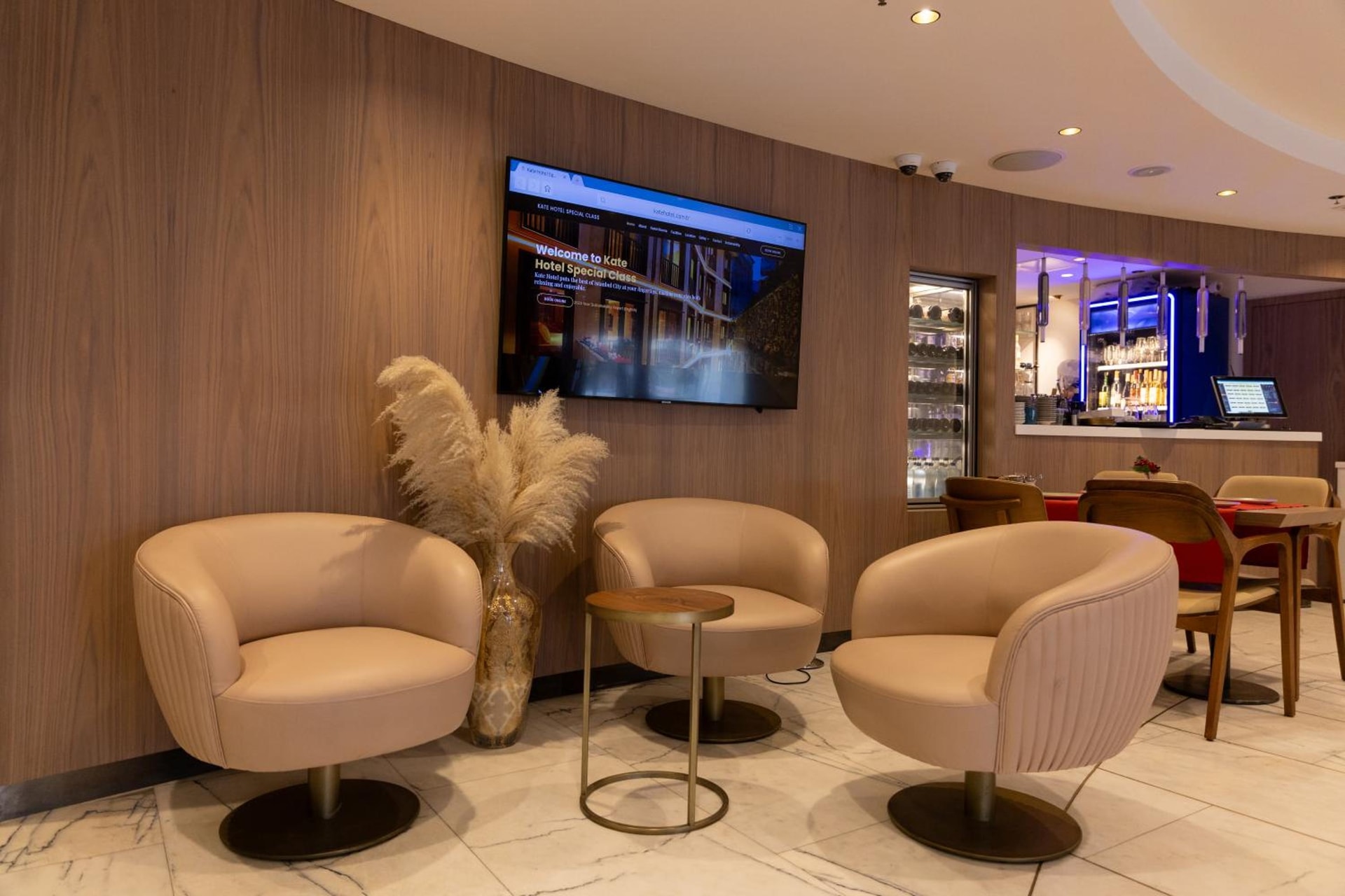 Kate Hotel Special Class & SPA