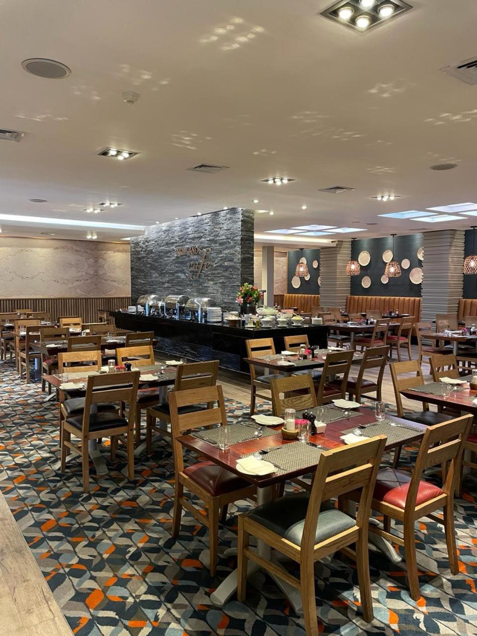 Southern Sun Newlands