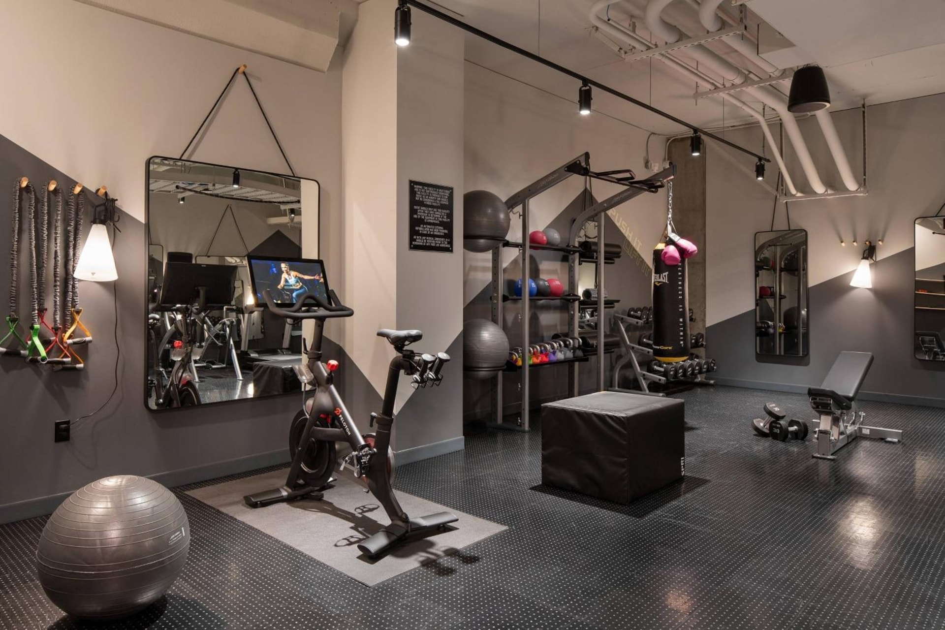 Moxy Portland Downtown