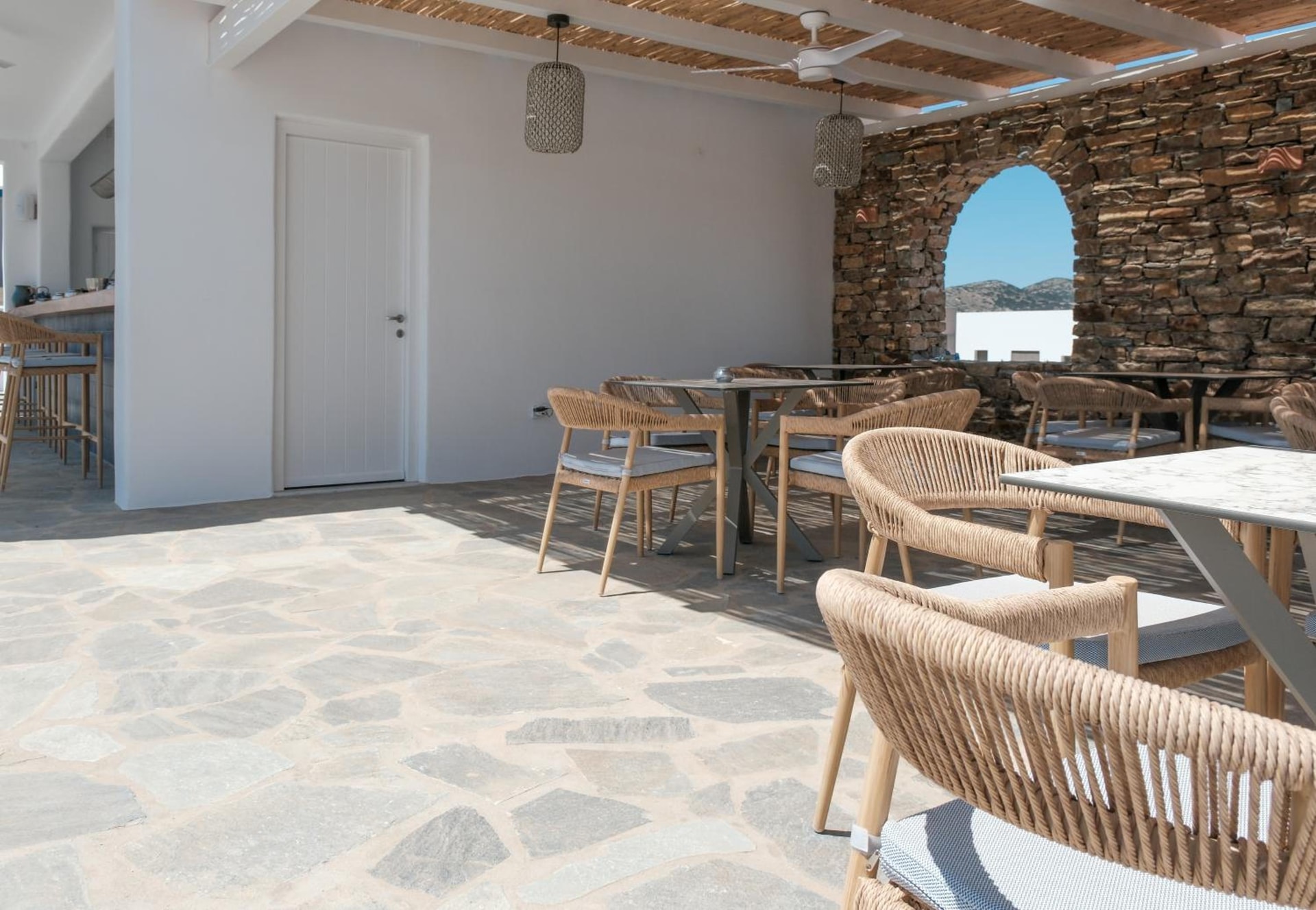 KAMEO, Antiparos