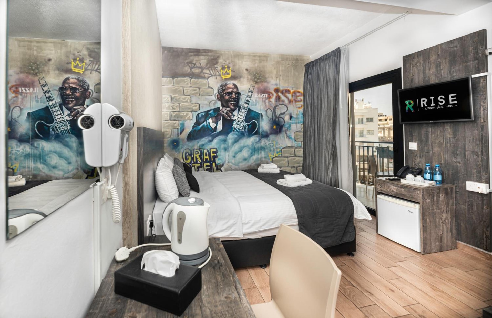 Rise Urban Art Hotel