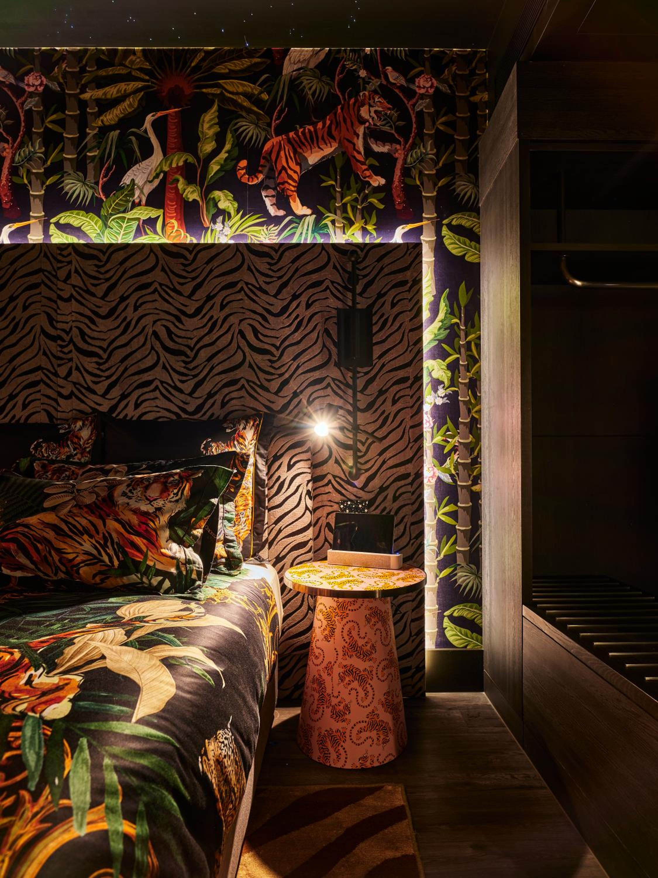 The Motley Hotel Melbourne, Tapestry Collection by Hilton