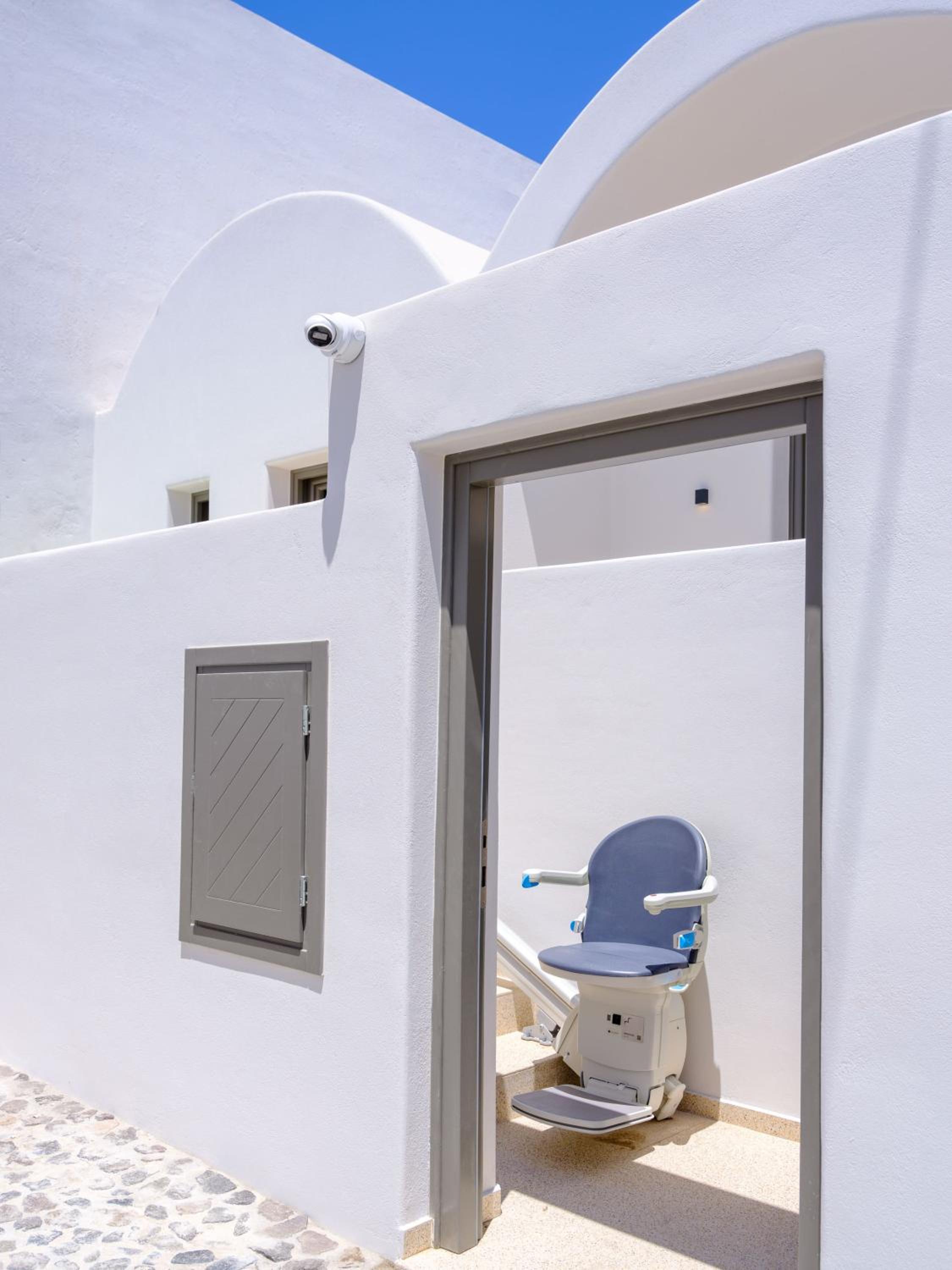 Alleys All-Suite Hotel & Spa