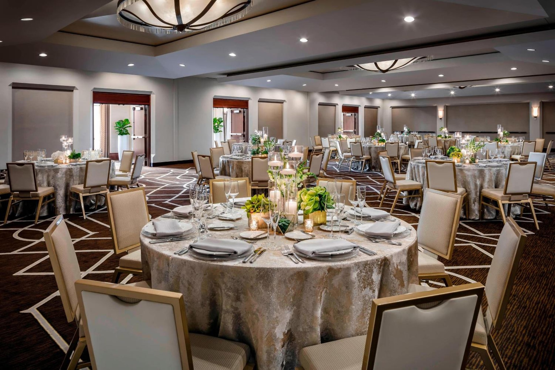 The Gwen, a Luxury Collection Hotel, Michigan Avenue Chicago
