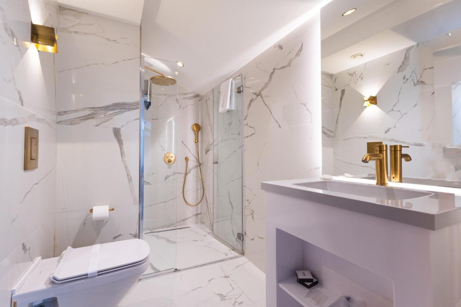 Kate Hotel Special Class & SPA