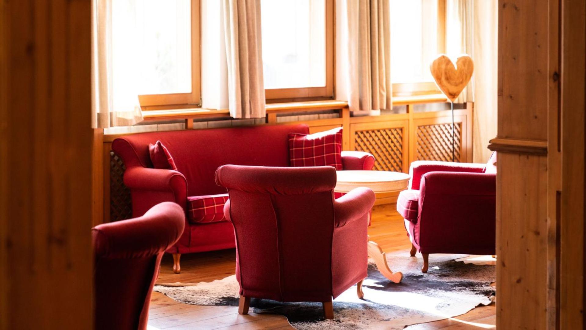 Corona Dolomites Hotel
