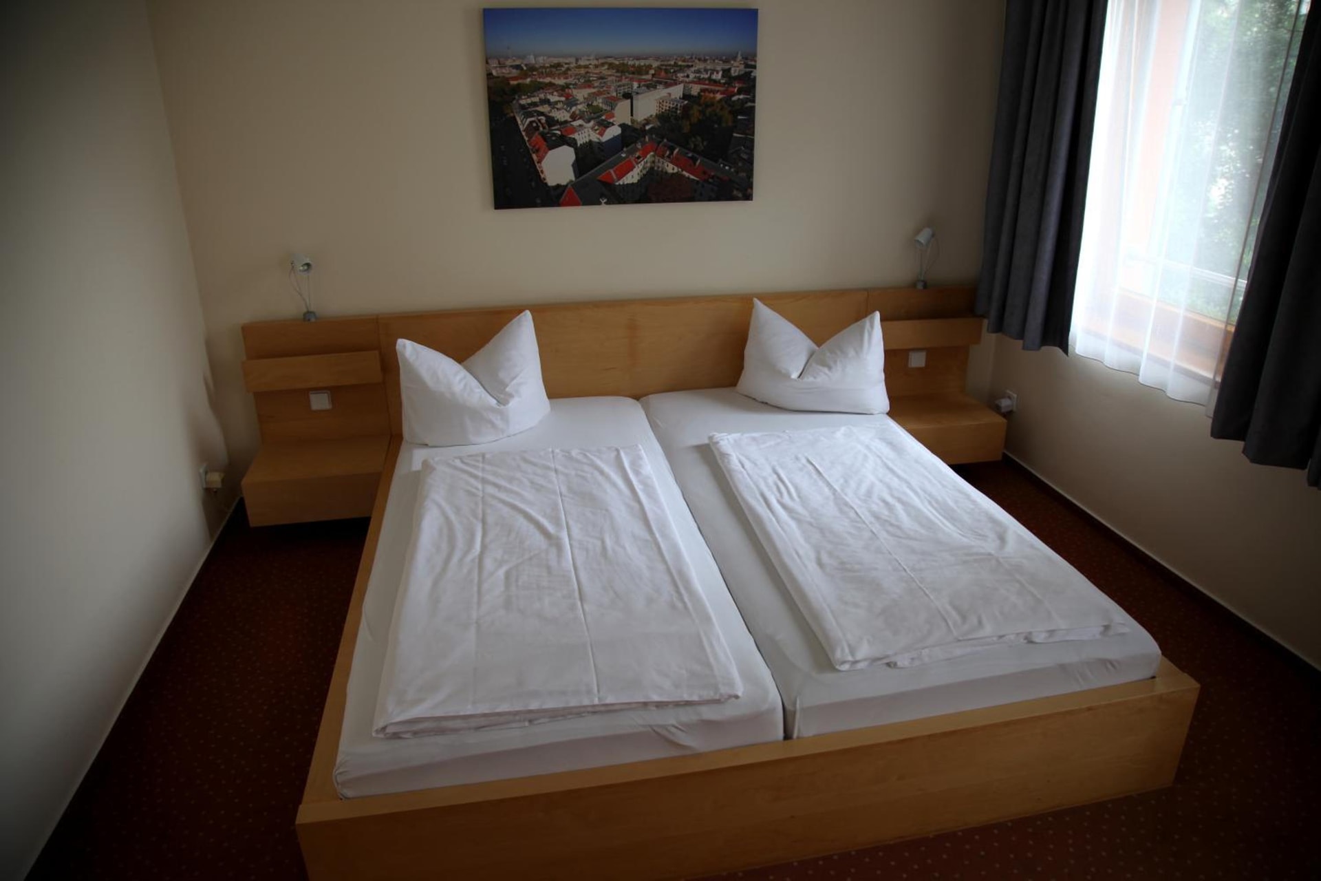 Hotel 26