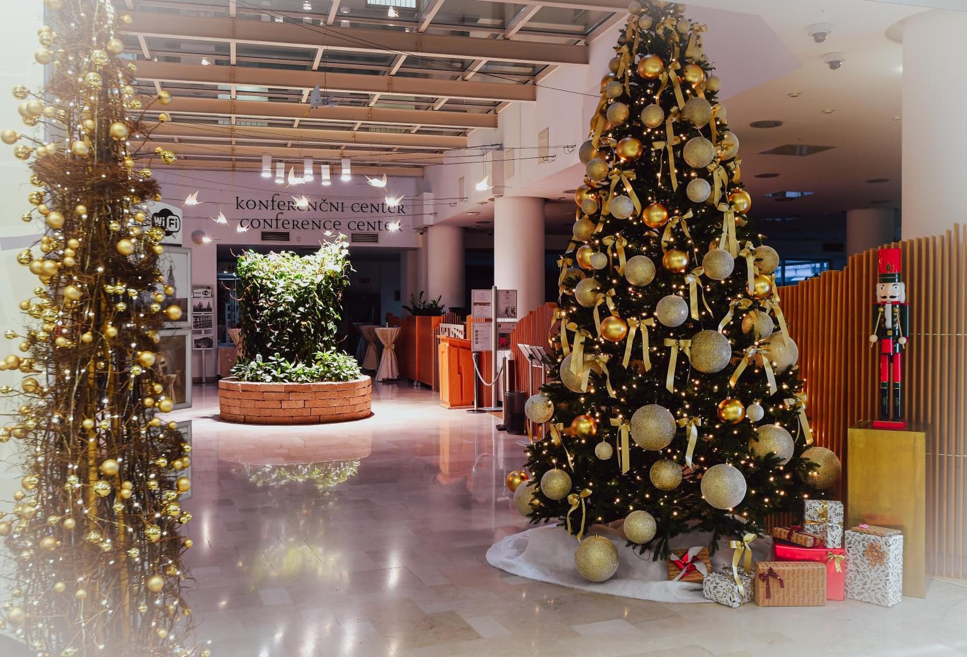 meeting & event spaces