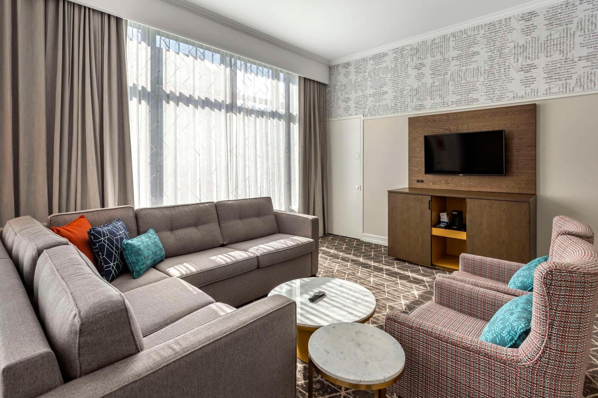 Hilton Vacation Club Hotel Blake Chicago