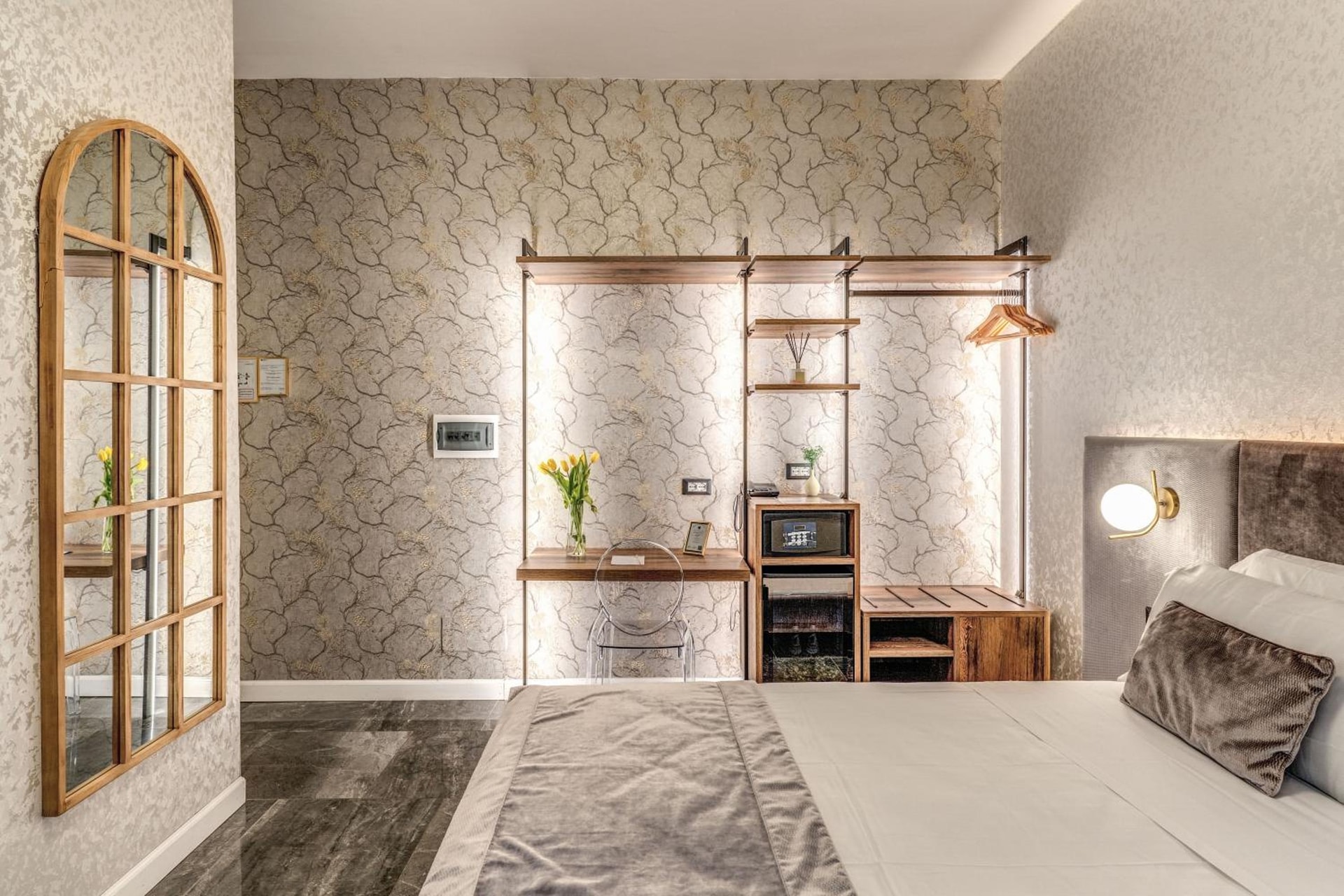 Apollo Boutique Hotel