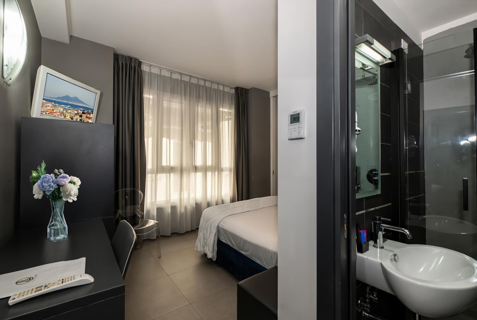 Golden Hotel