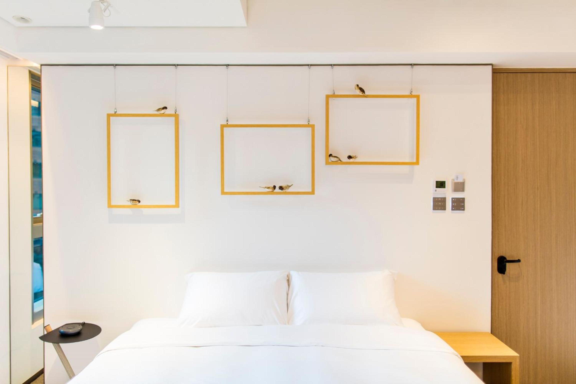 Hotel Stage