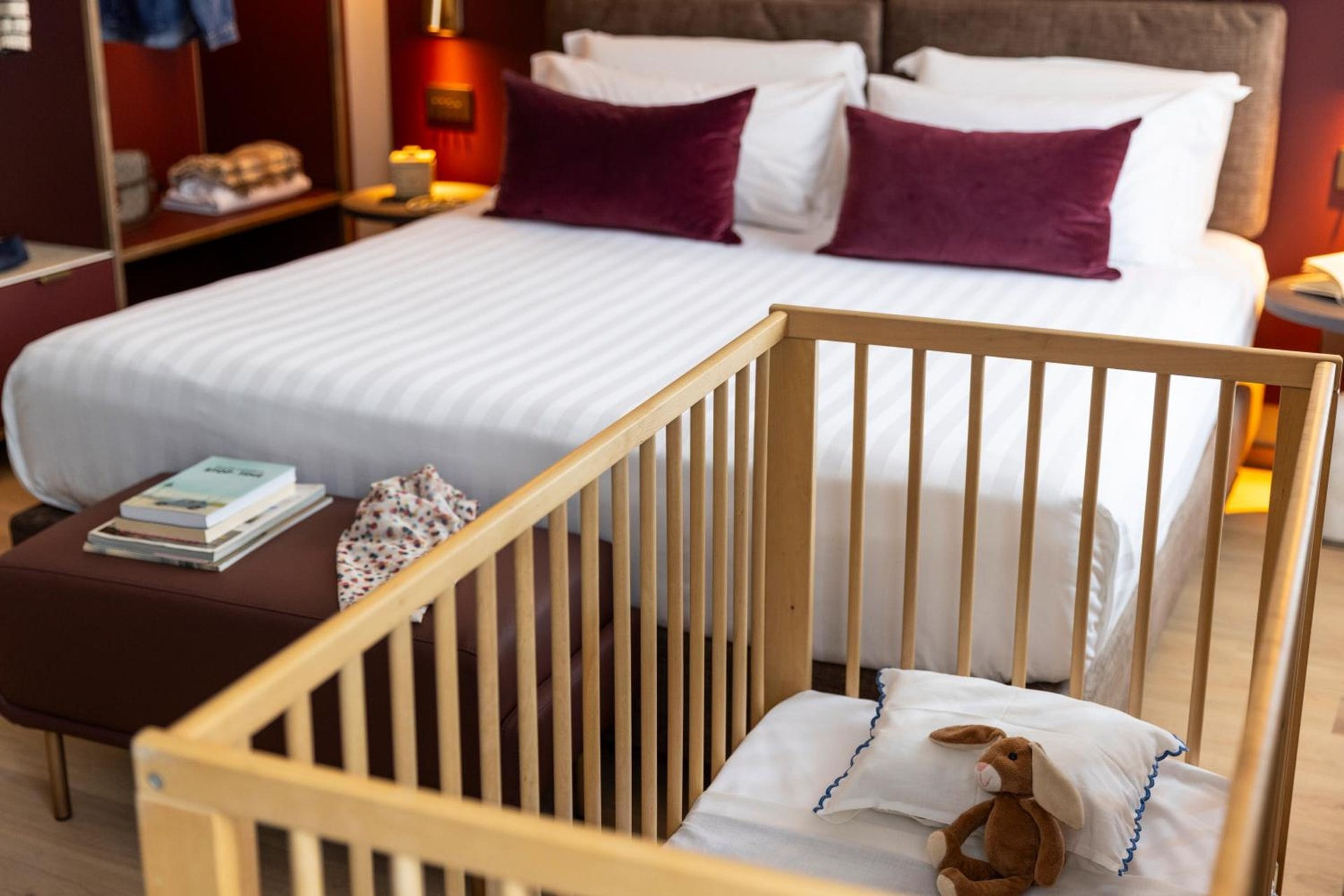Adoro Hotel