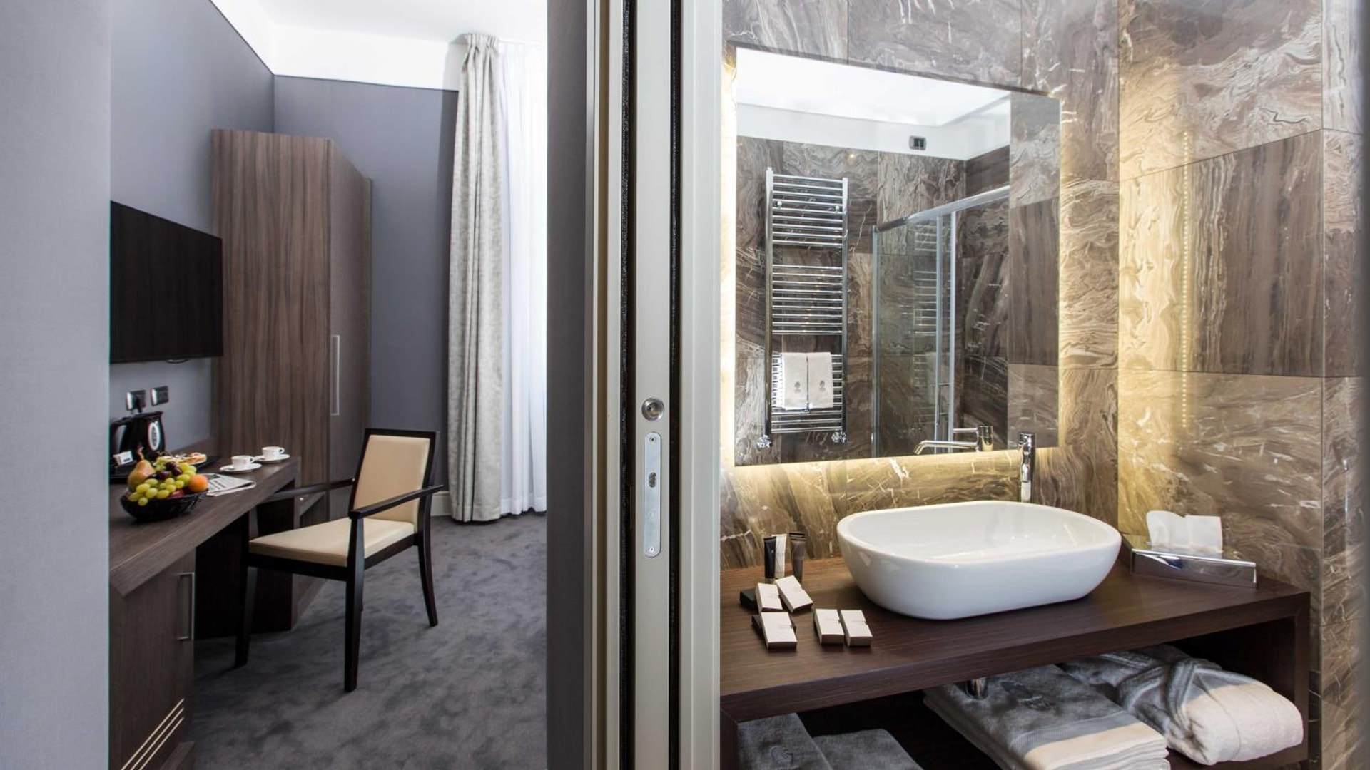 Monti Palace Hotel