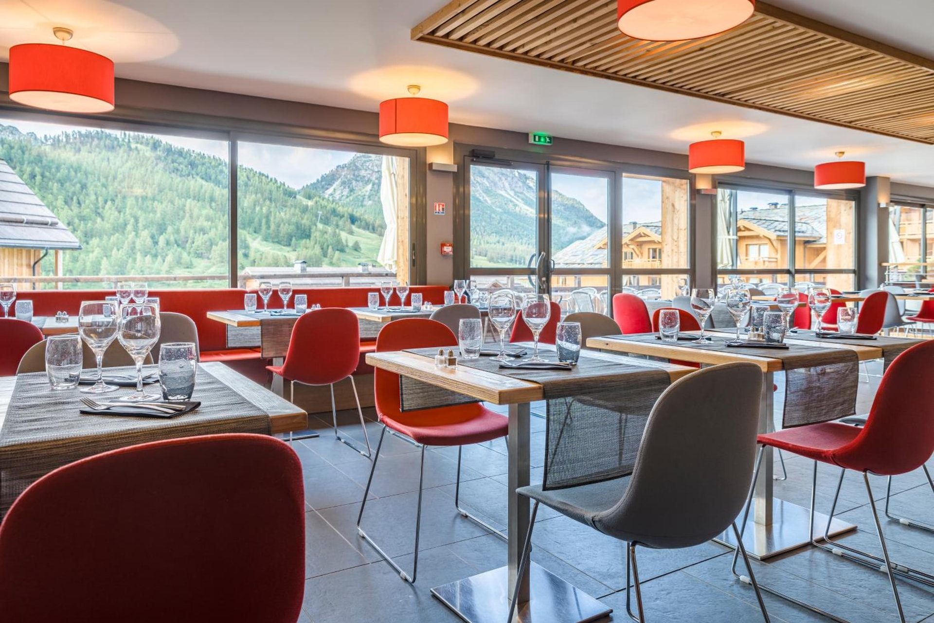 Anova Hotel & Spa
