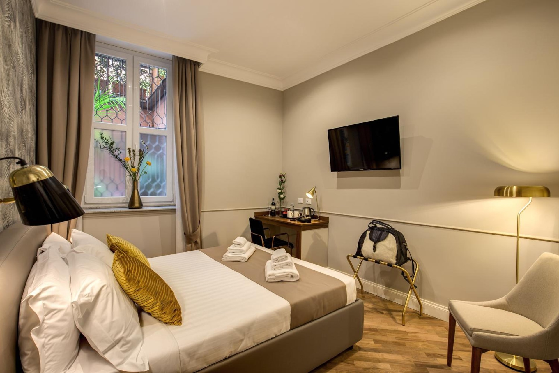 hotel room
