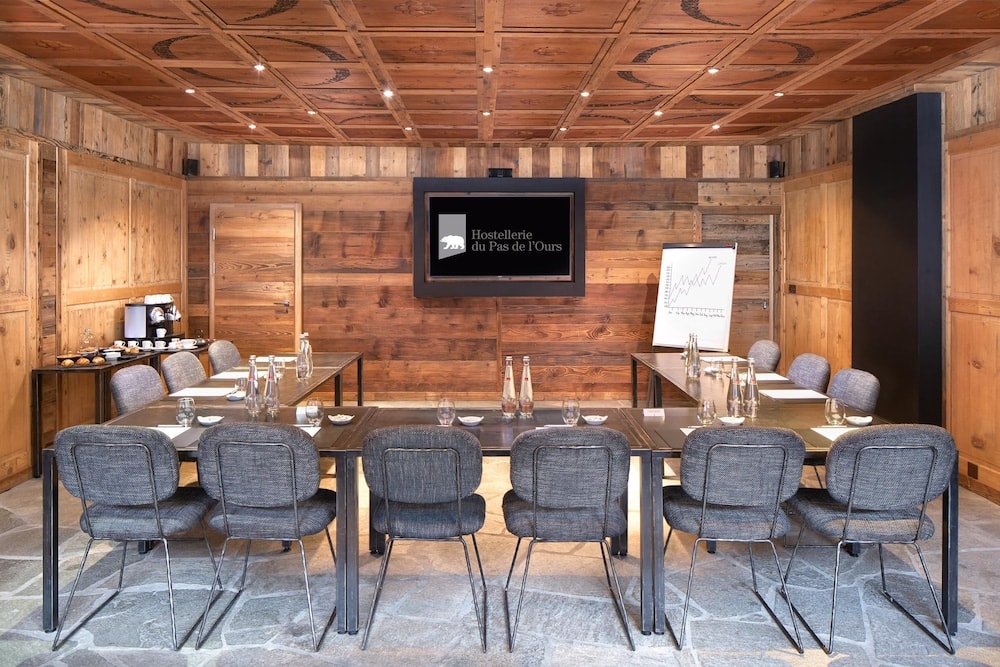 Hostellerie du Pas de L'Ours Relais et Chateaux