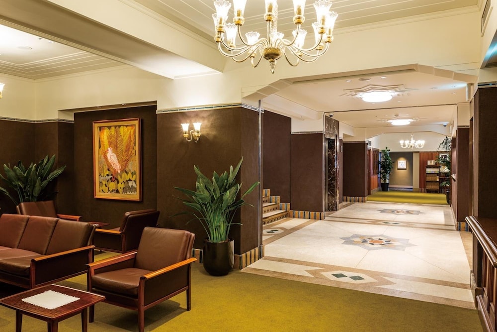 Hilltop Hotel