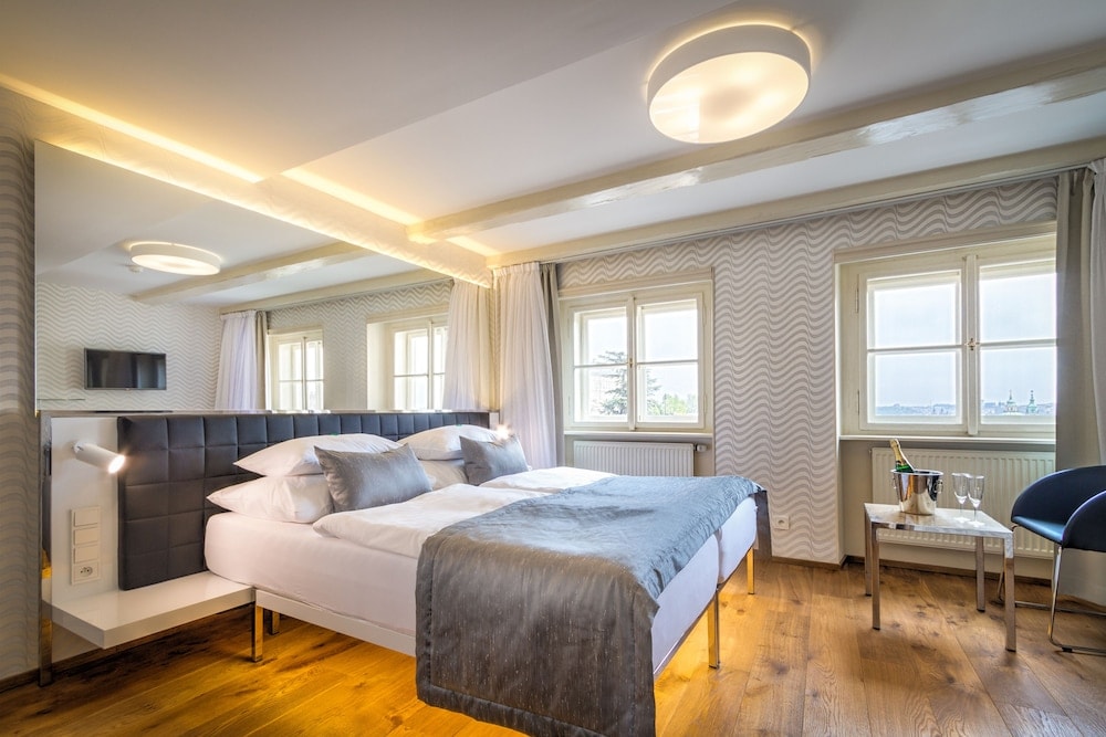 Hotel Golden Star