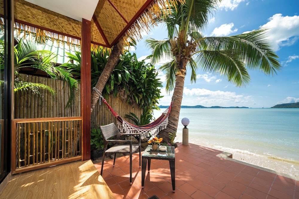 Friendship Beach Resort & Atmanjai Wellness Spa