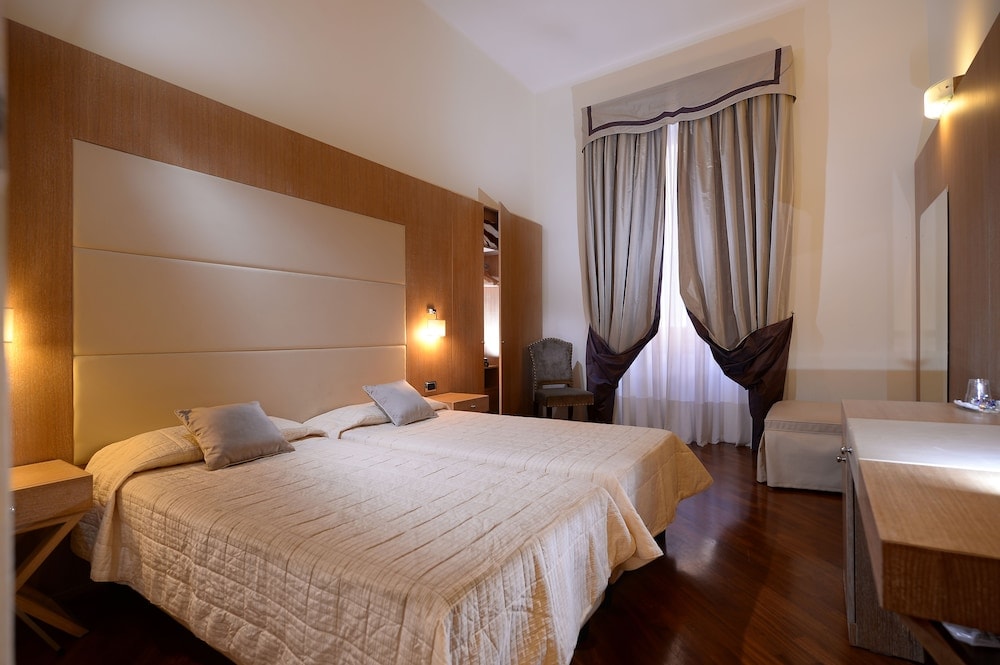 Hotel Golden