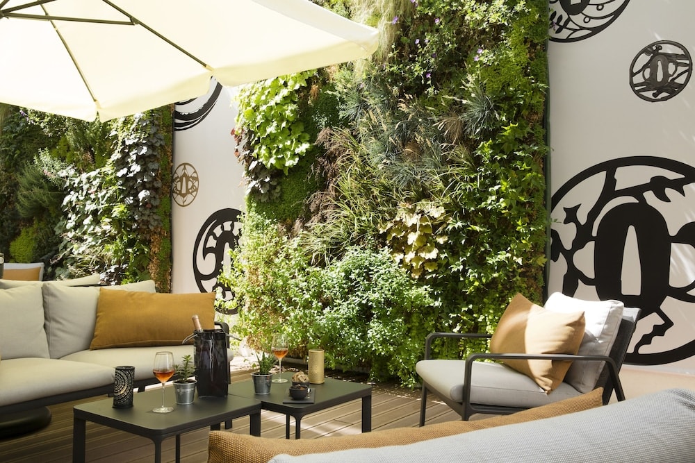Le Tsuba Hotel