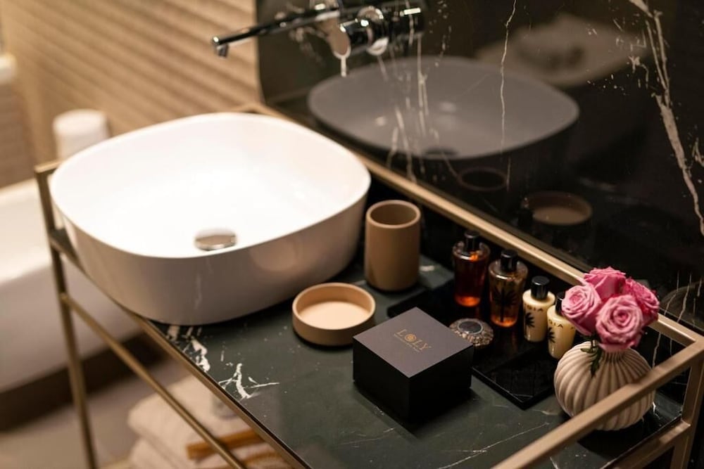 Loly Boutique Hotel