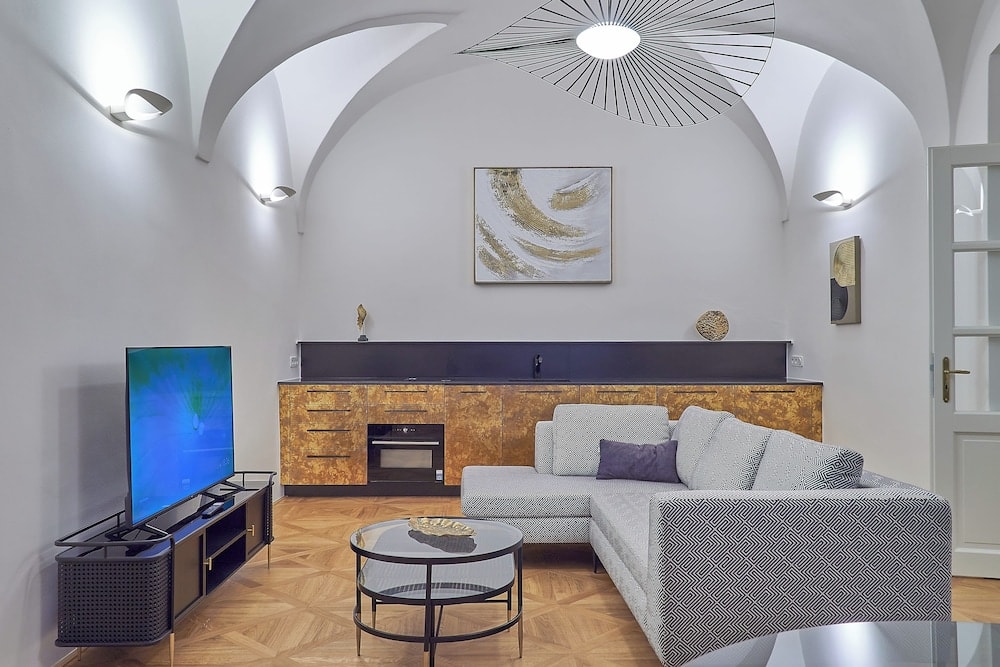 Hotel U Tri Pstrosu