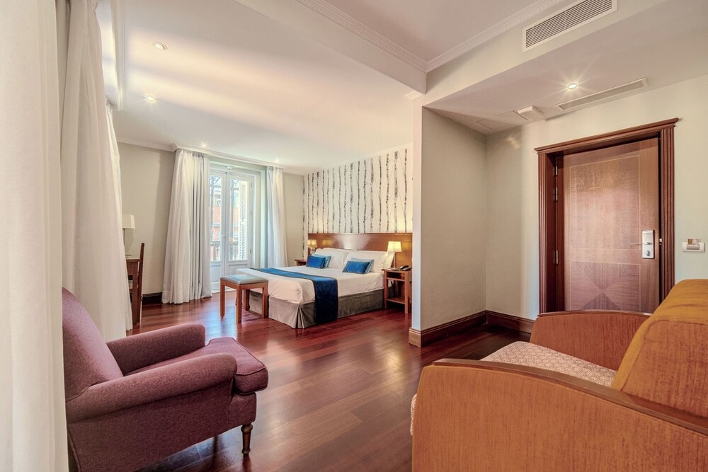 ITC Infantas by Soho Boutique