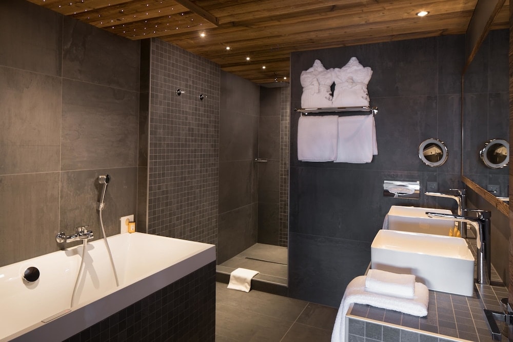 Hostellerie du Pas de L'Ours Relais et Chateaux