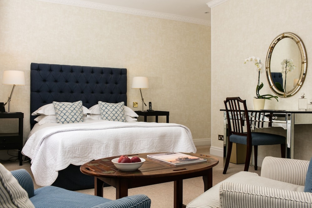 Longueville Manor