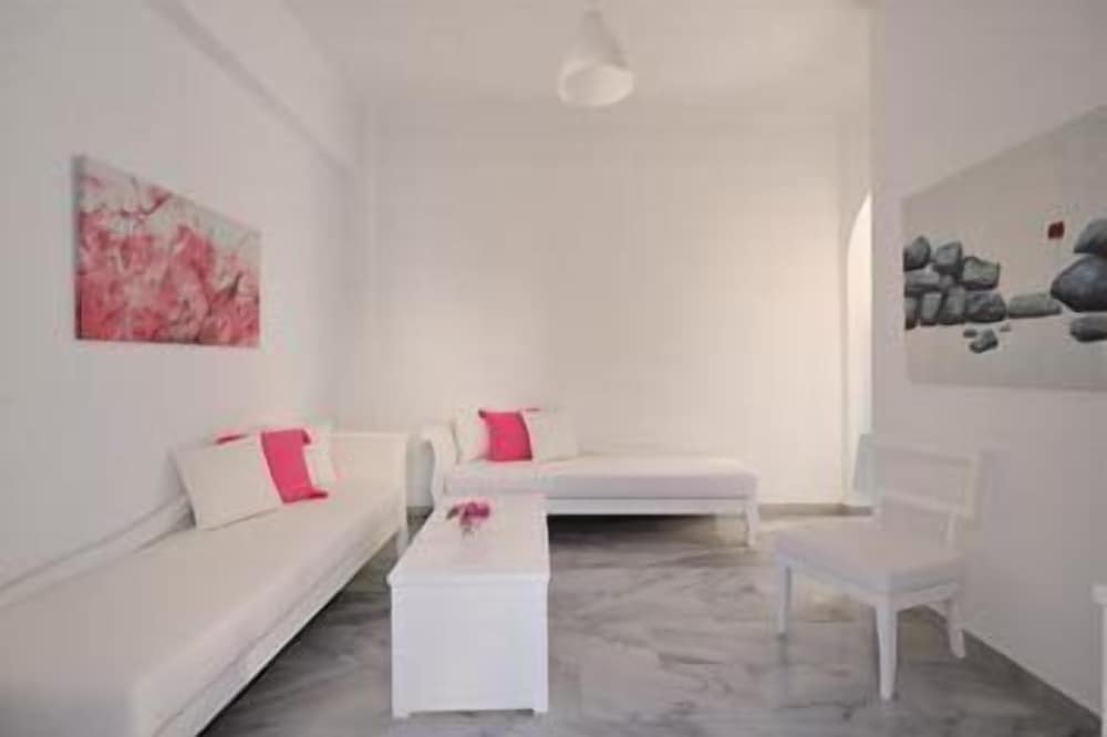 Narges Hotel
