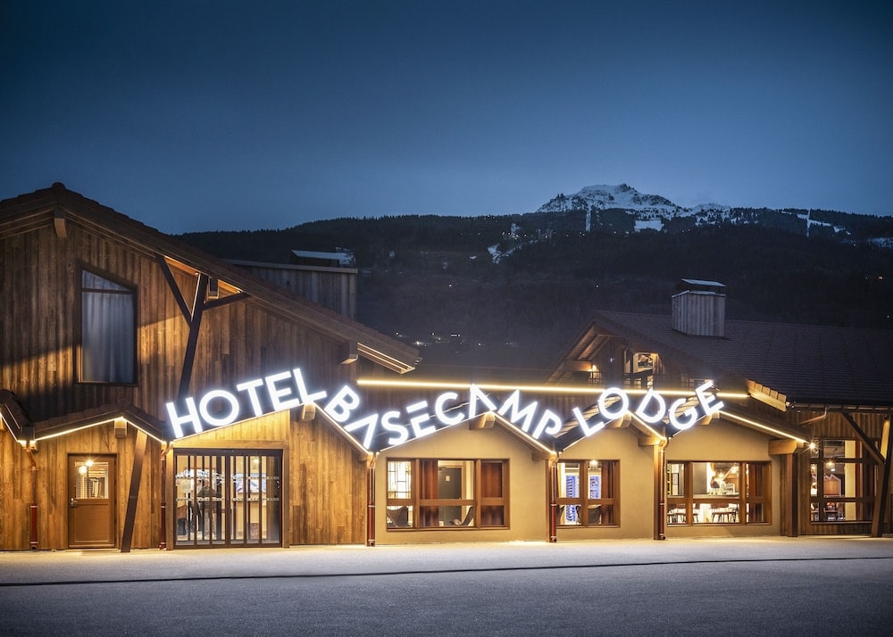 Hotel Base Camp Lodge - Bourg Saint Maurice