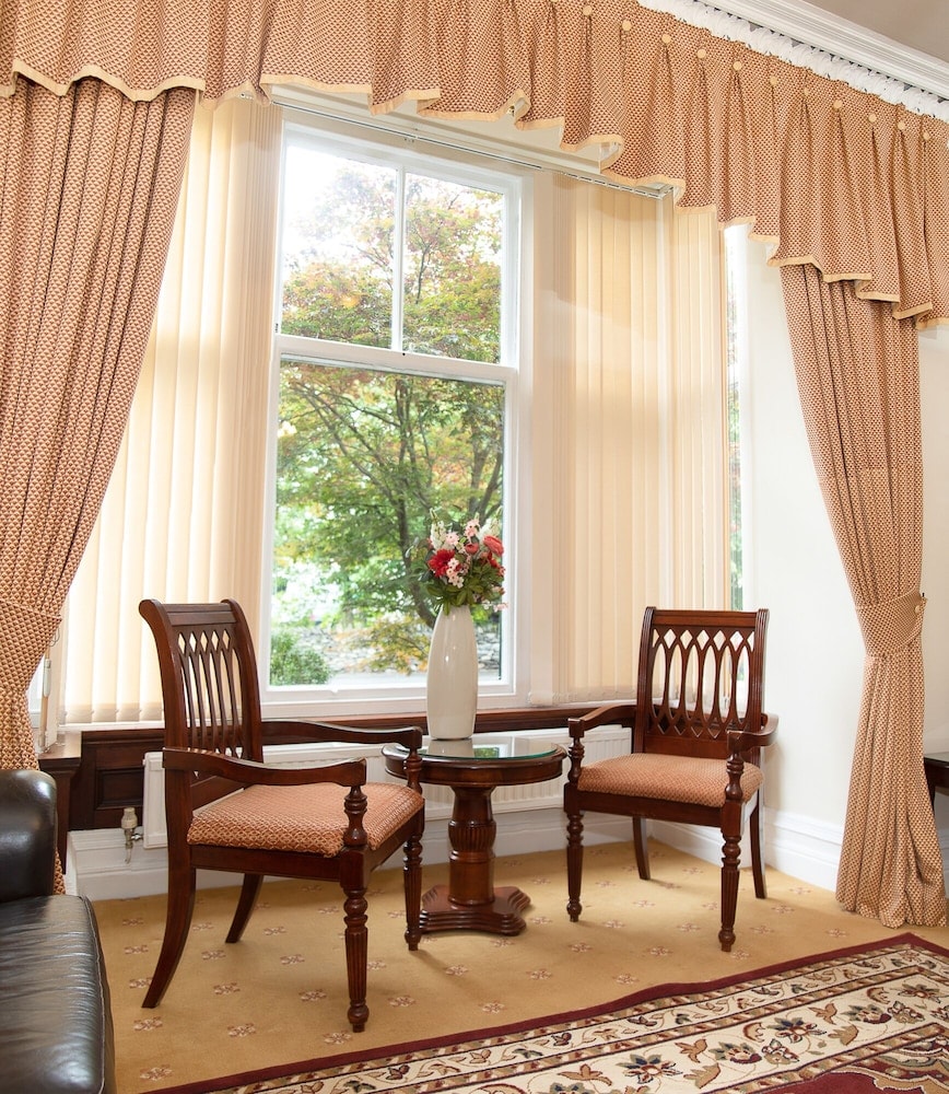 Beaumont House with FREE off-site Health Club - Adults Only